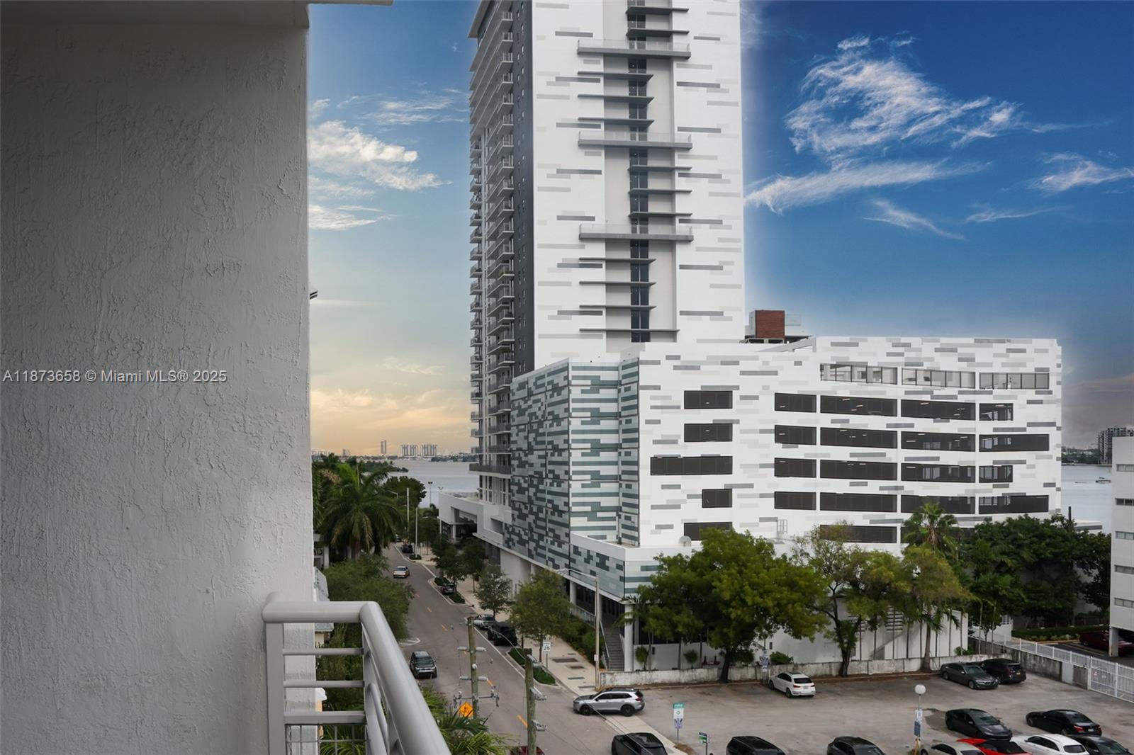image Edgewater Lofts2