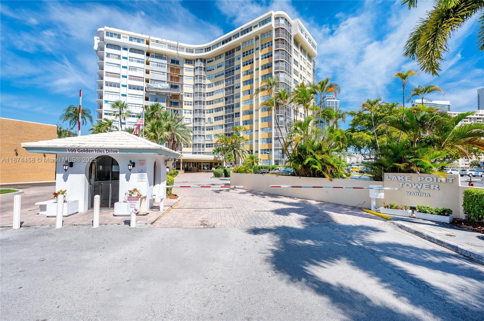 100 Golden Isles Dr #104