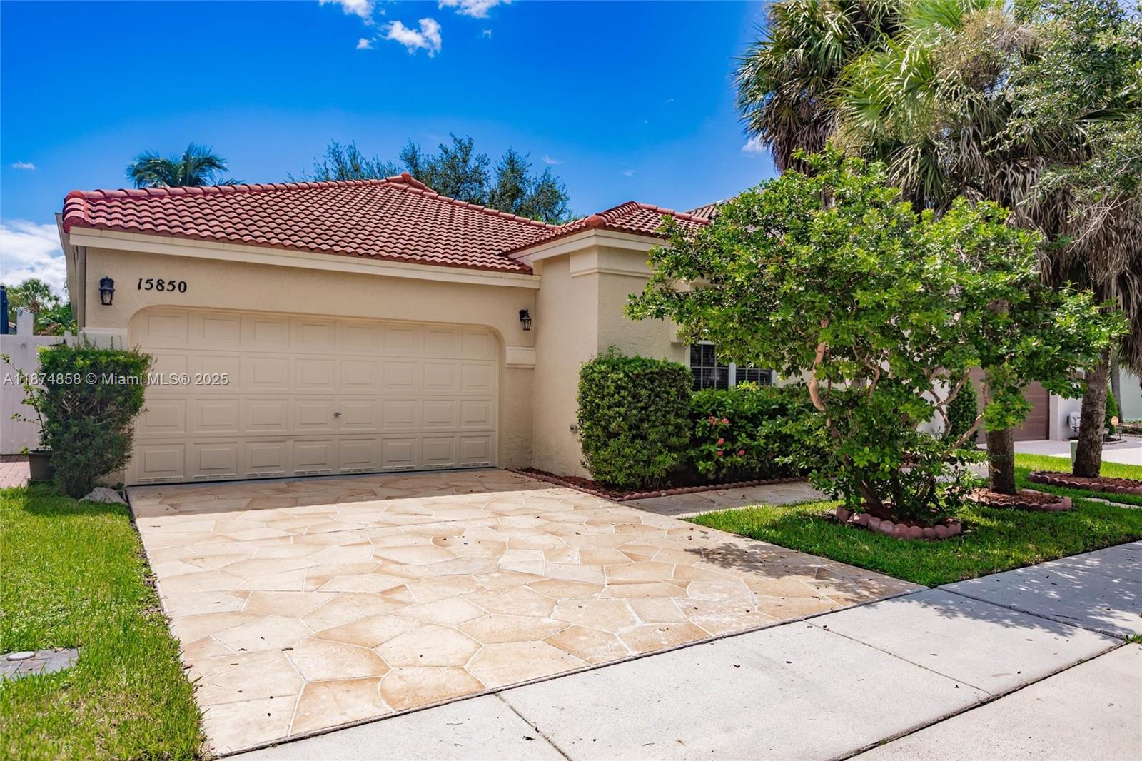 15850 NW 11th St