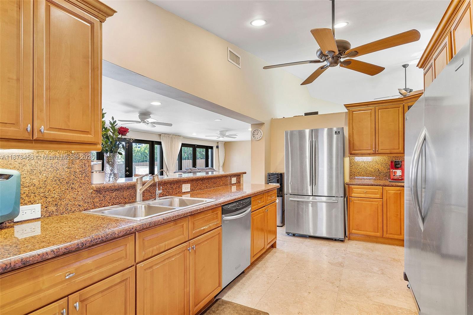 2531 NE 195th St Aventura, FL 33180