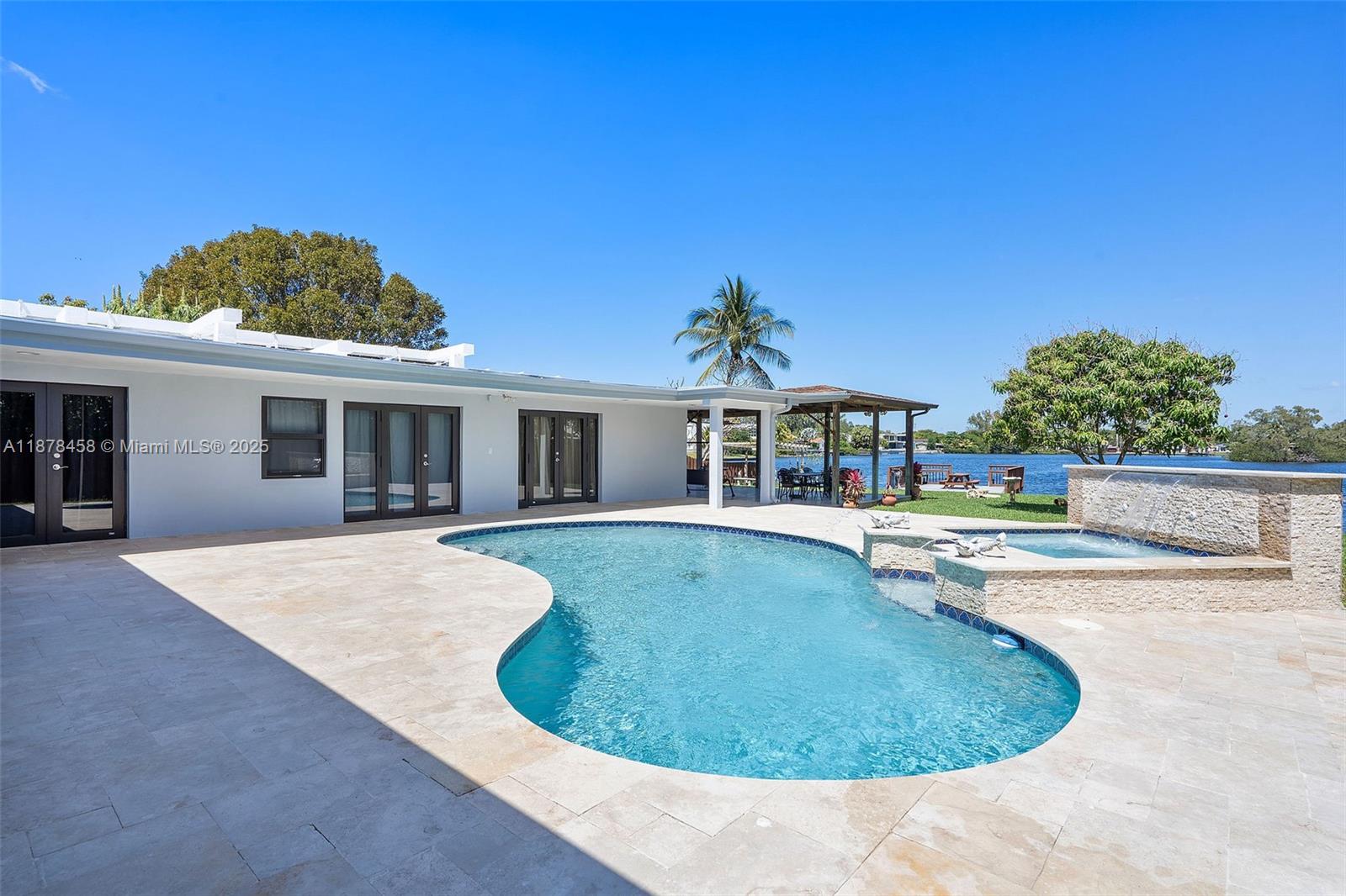 2531 NE 195th St Aventura, FL 33180