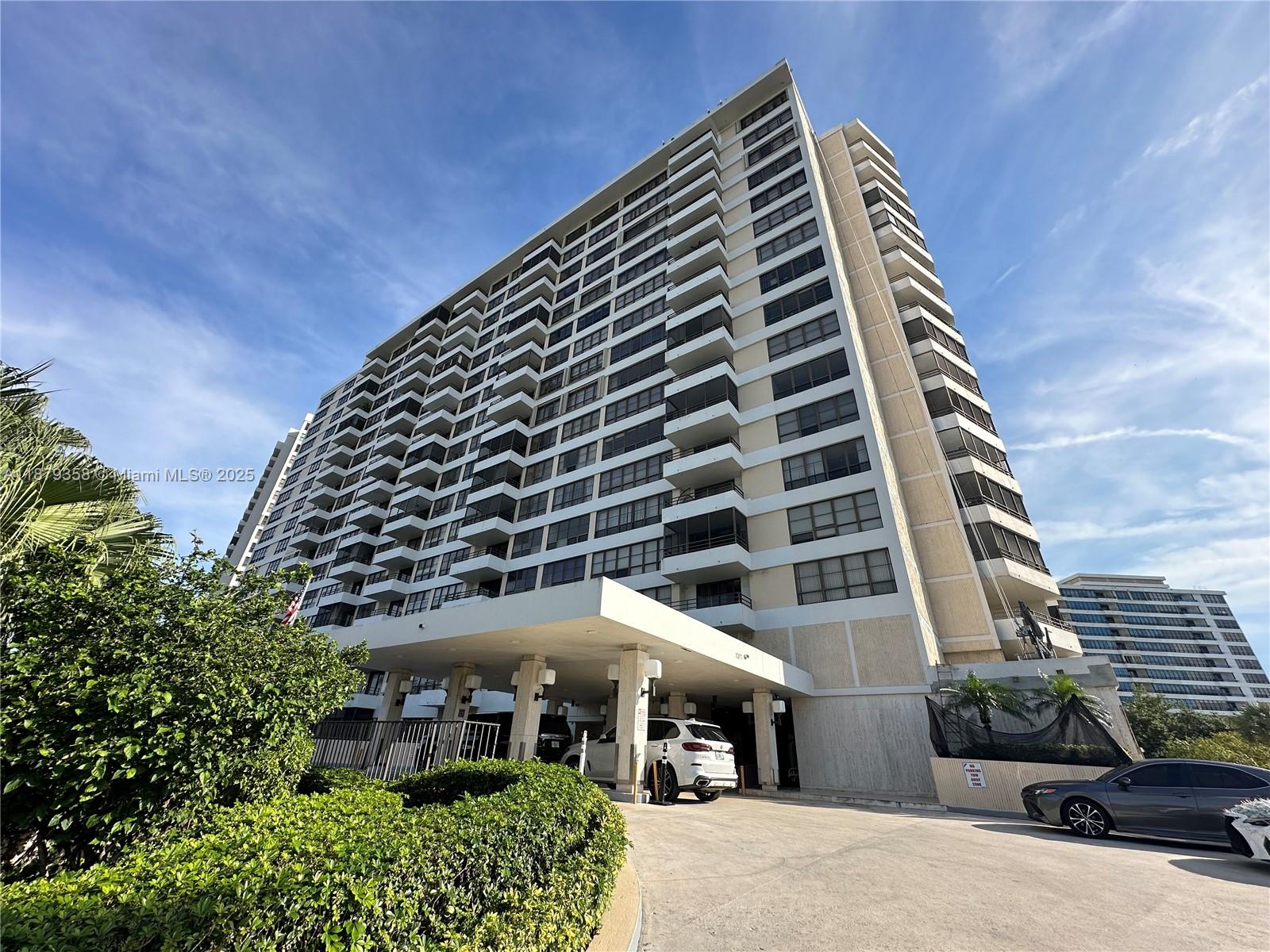 600 Three Iss Blvd #1113
