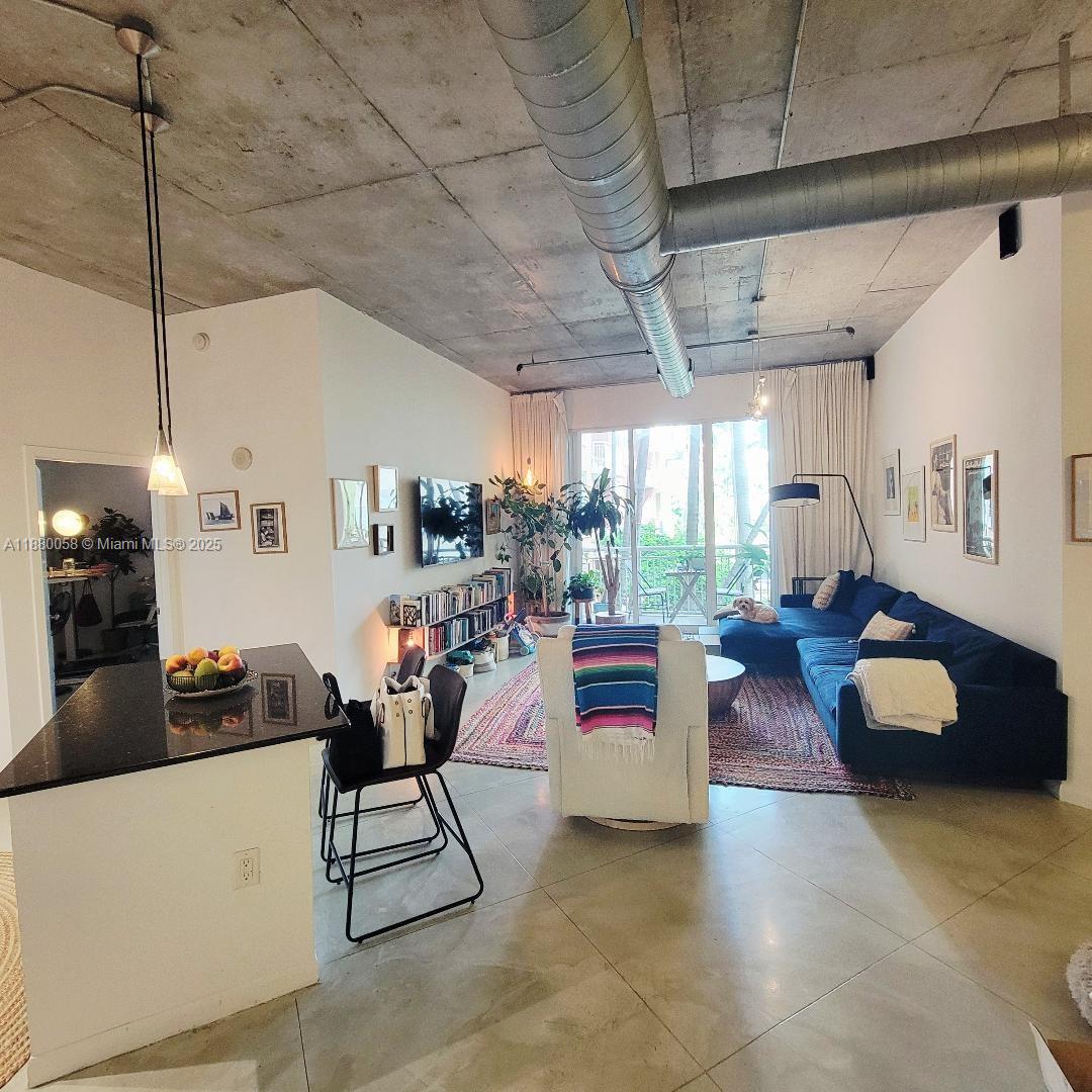 2001 Biscayne Blvd #2215
