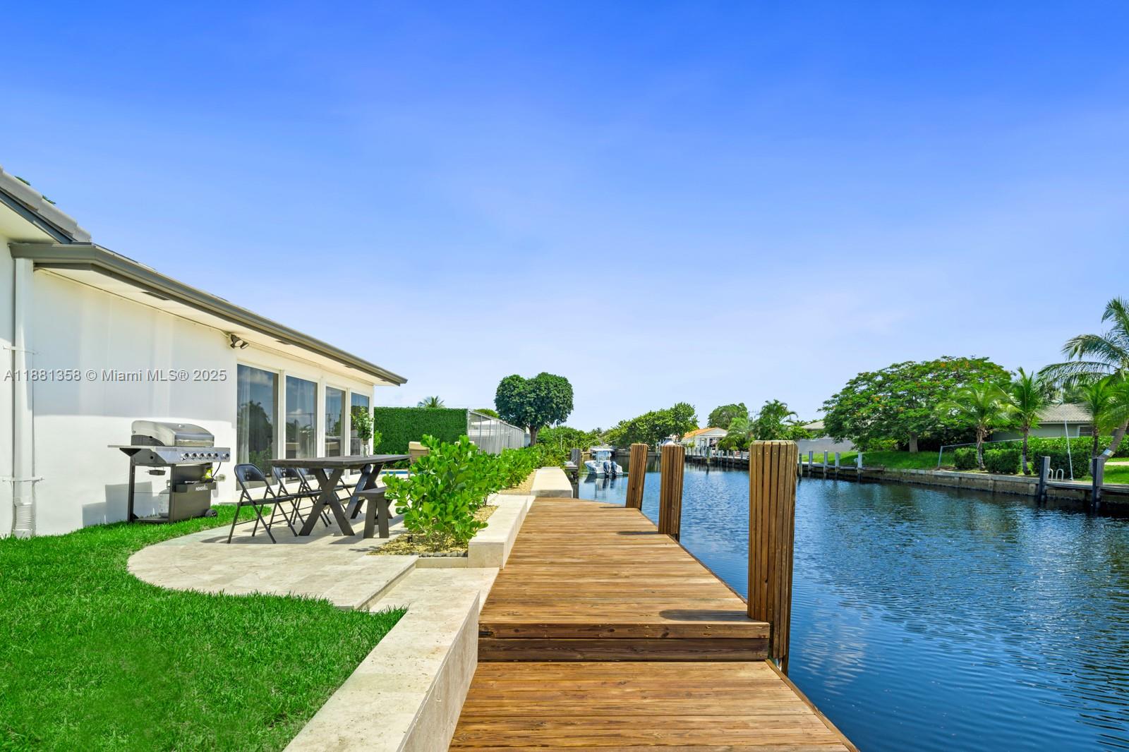 2830 NE 56th Ct Fort Lauderdale, FL 33308