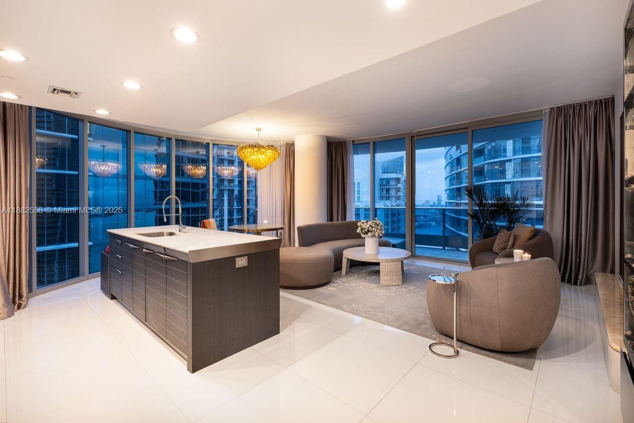 image Epic West Condo1