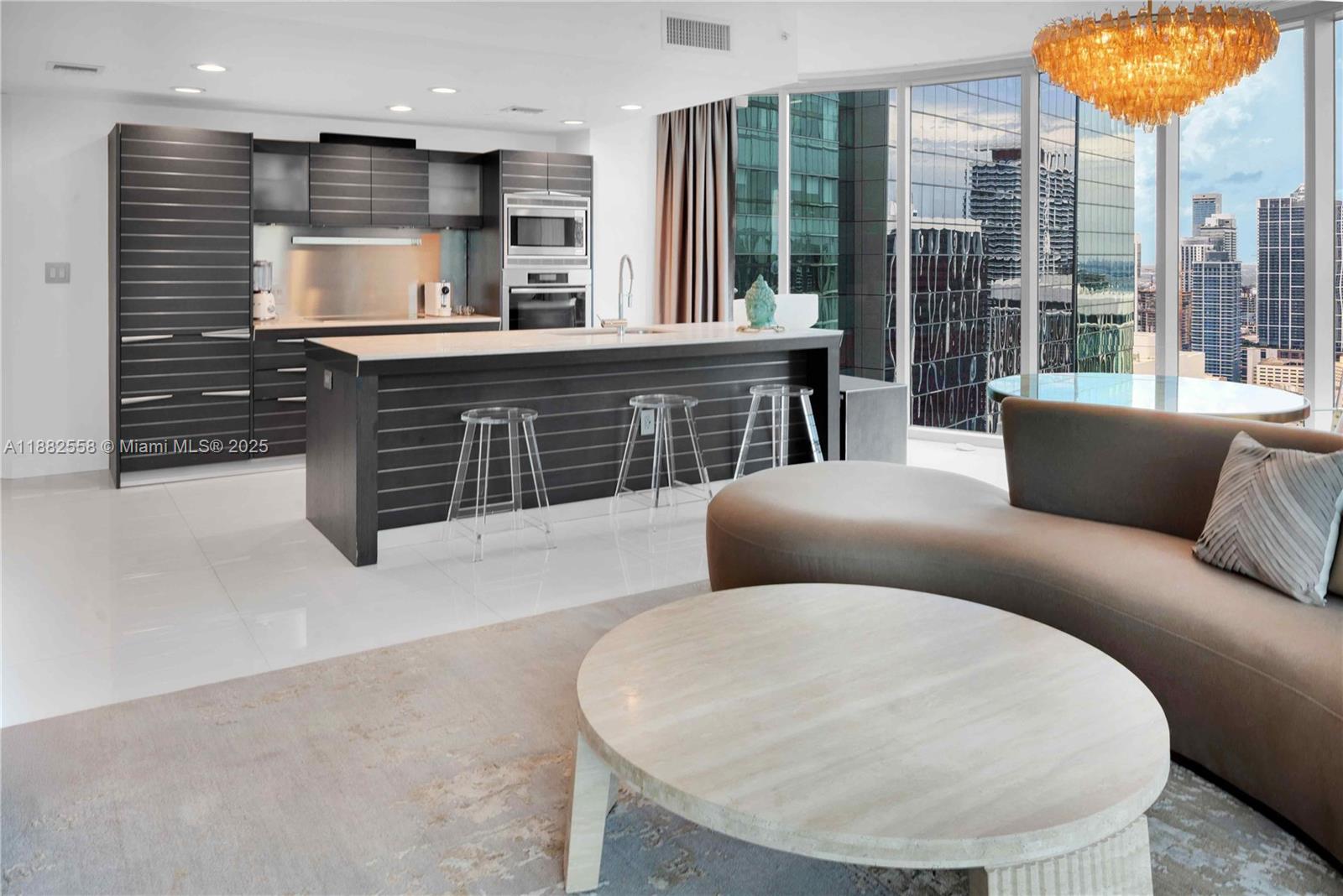 image Epic West Condo3