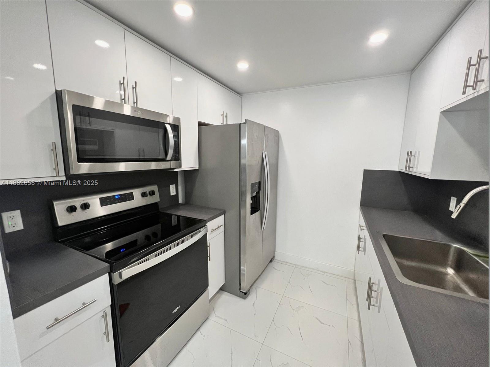 200 SW 132nd Way #203L
