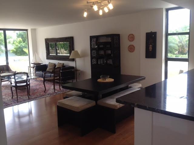 2501 Brickell Ave #201