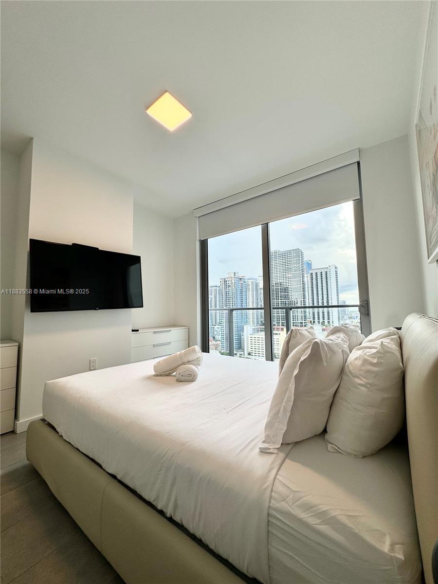 image Yotelpad8