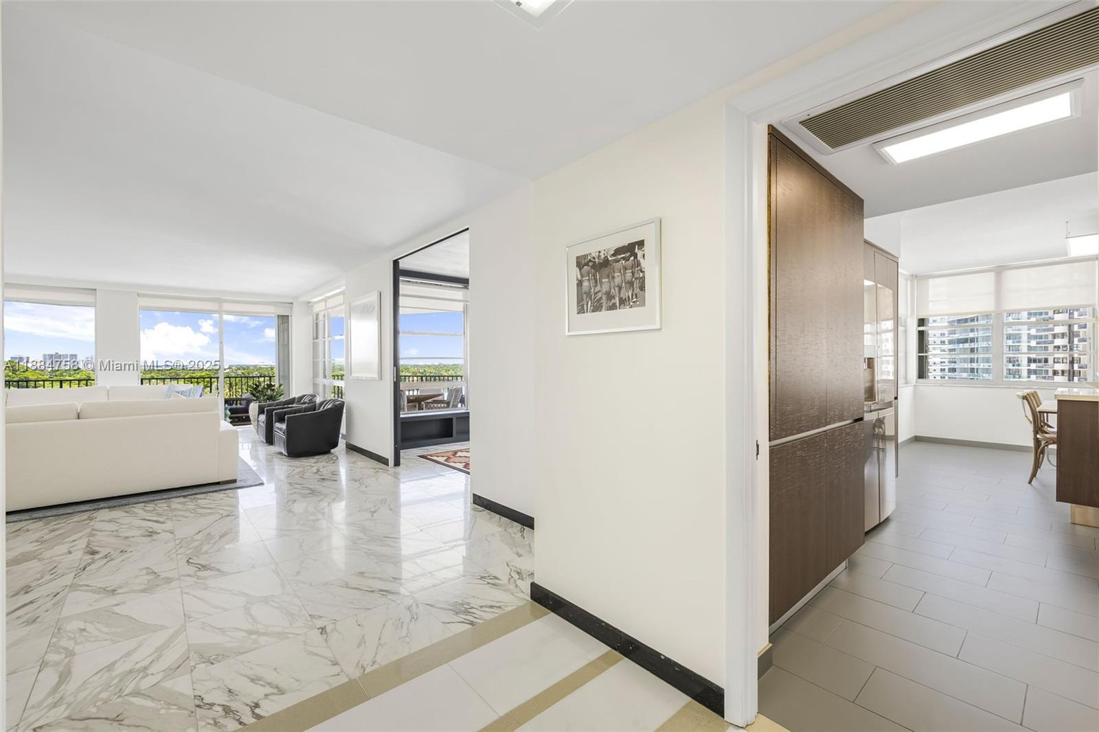 5660 Collins Ave #8D Miami Beach, FL 33140