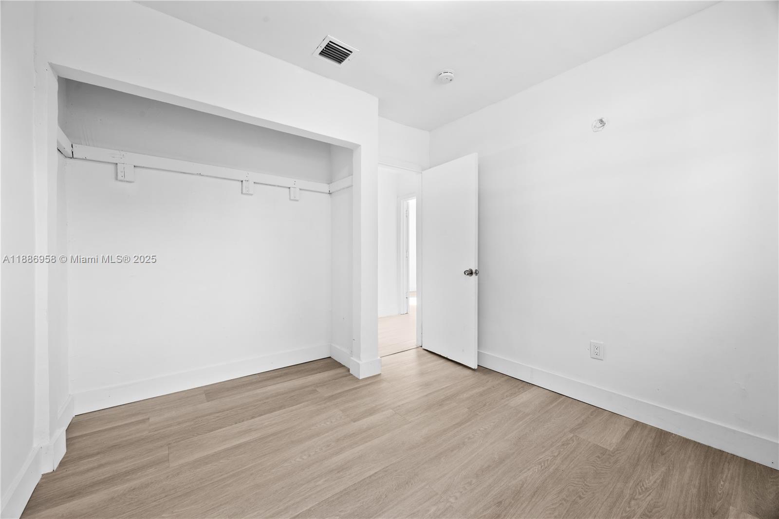 11500 SW 142nd St Miami, FL 33176