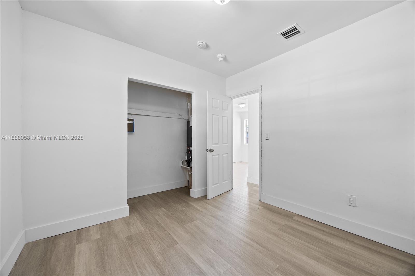 11500 SW 142nd St Miami, FL 33176