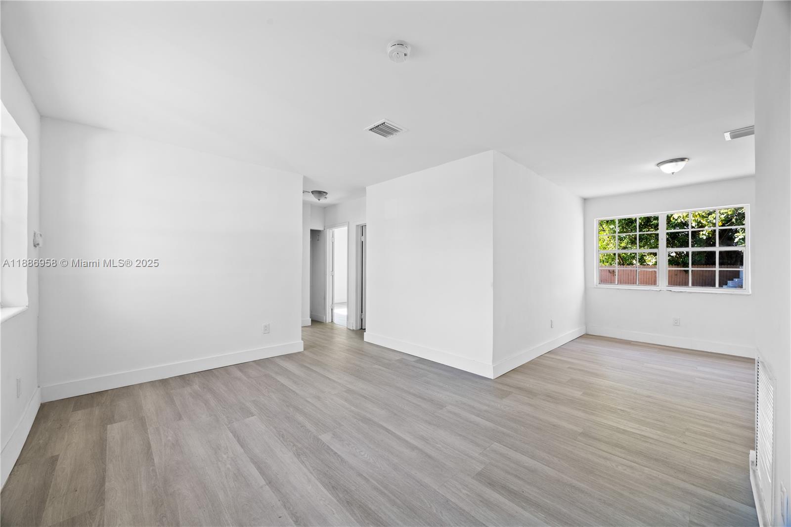 11500 SW 142nd St Miami, FL 33176