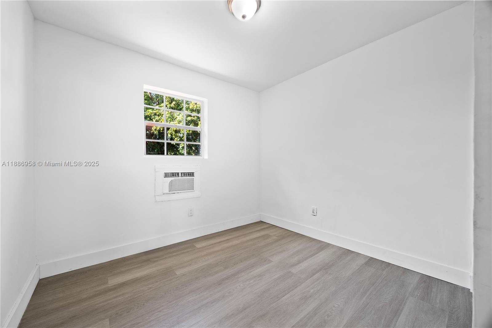 11500 SW 142nd St Miami, FL 33176