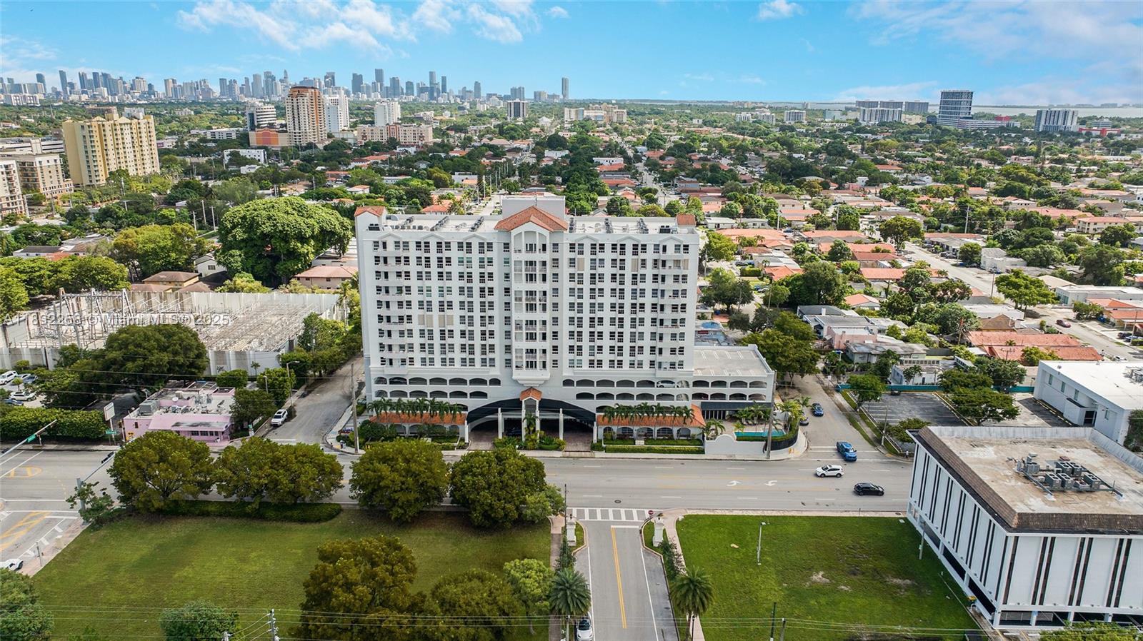 2351 Douglas Rd #604 Miami, FL 33145