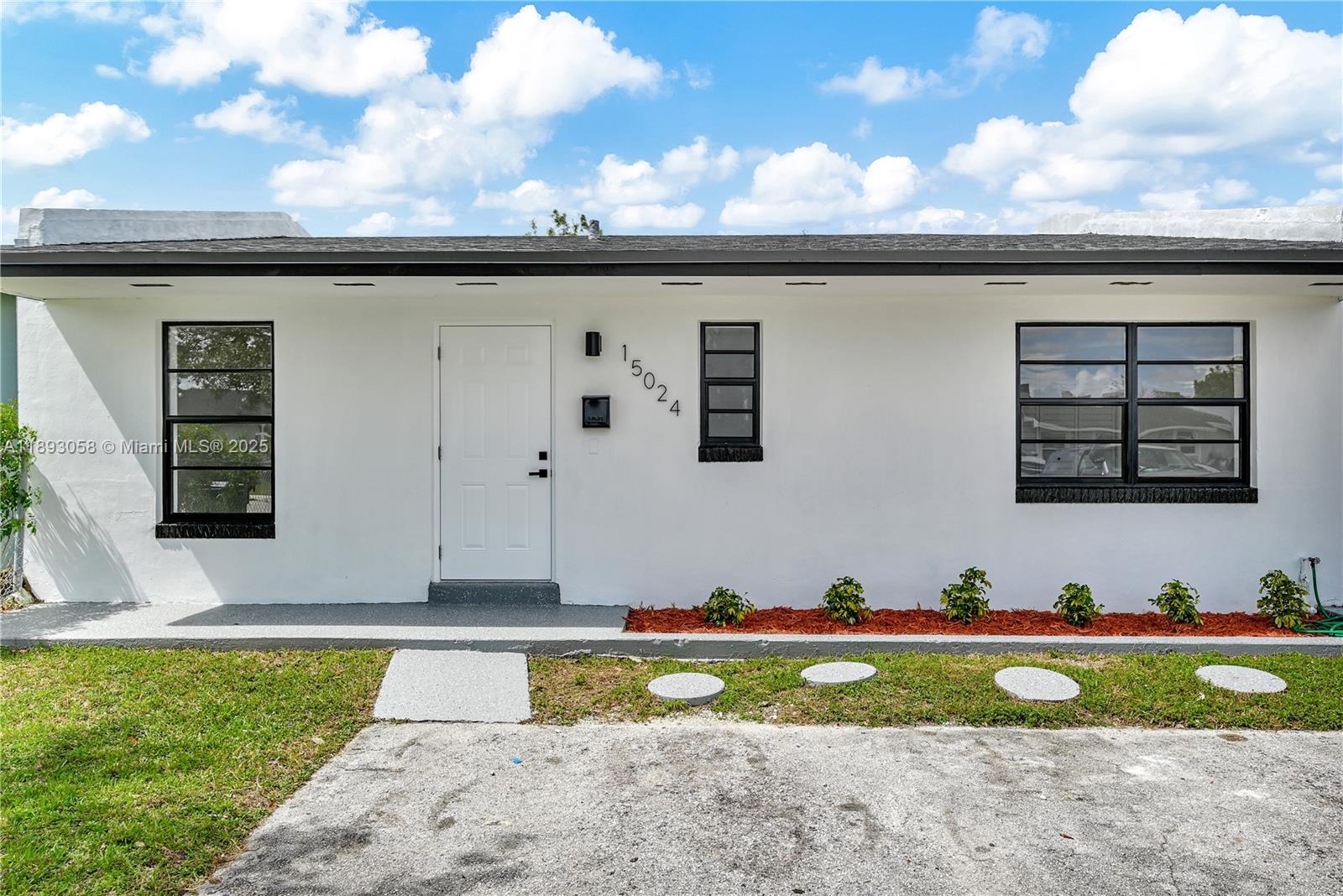 15024 SW 113th Ct