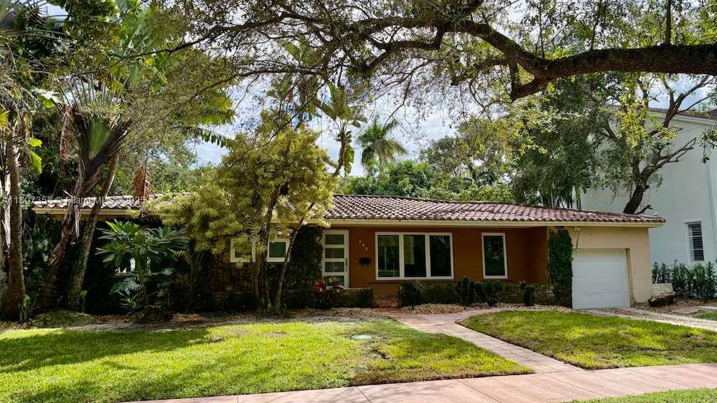 614 San Servando Ave
