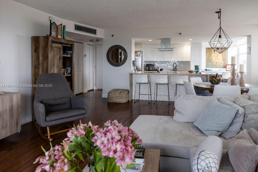 1300 Saint Charles Pl #PH12