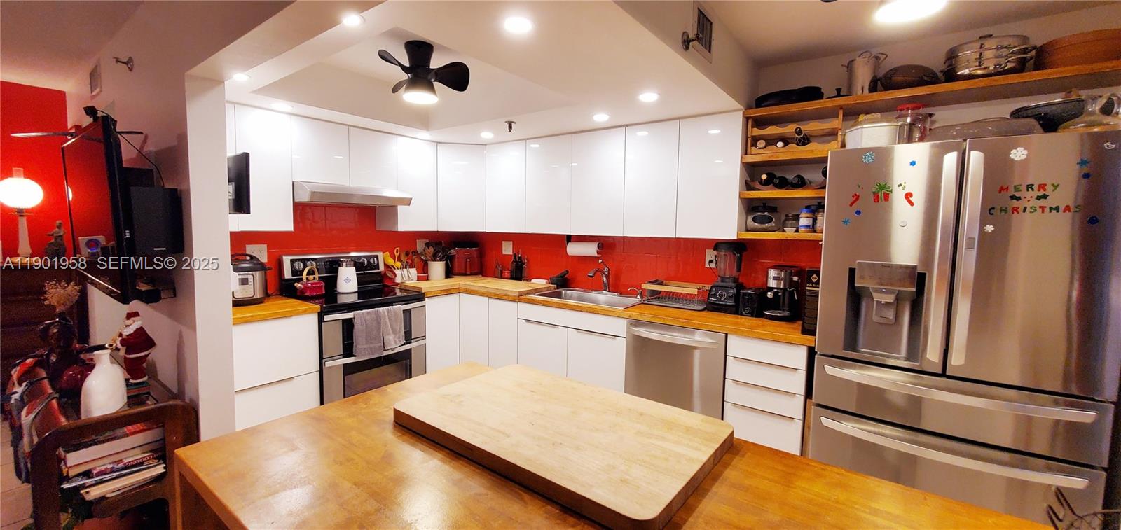 17890 W Dixie Hwy #515 North Miami Beach, FL 33160