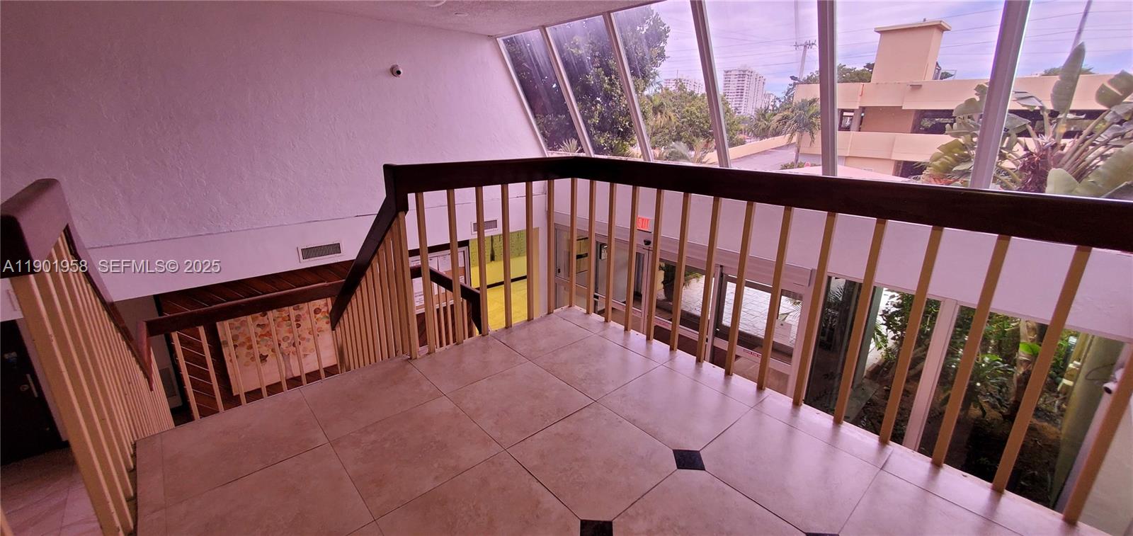 17890 W Dixie Hwy #515 North Miami Beach, FL 33160