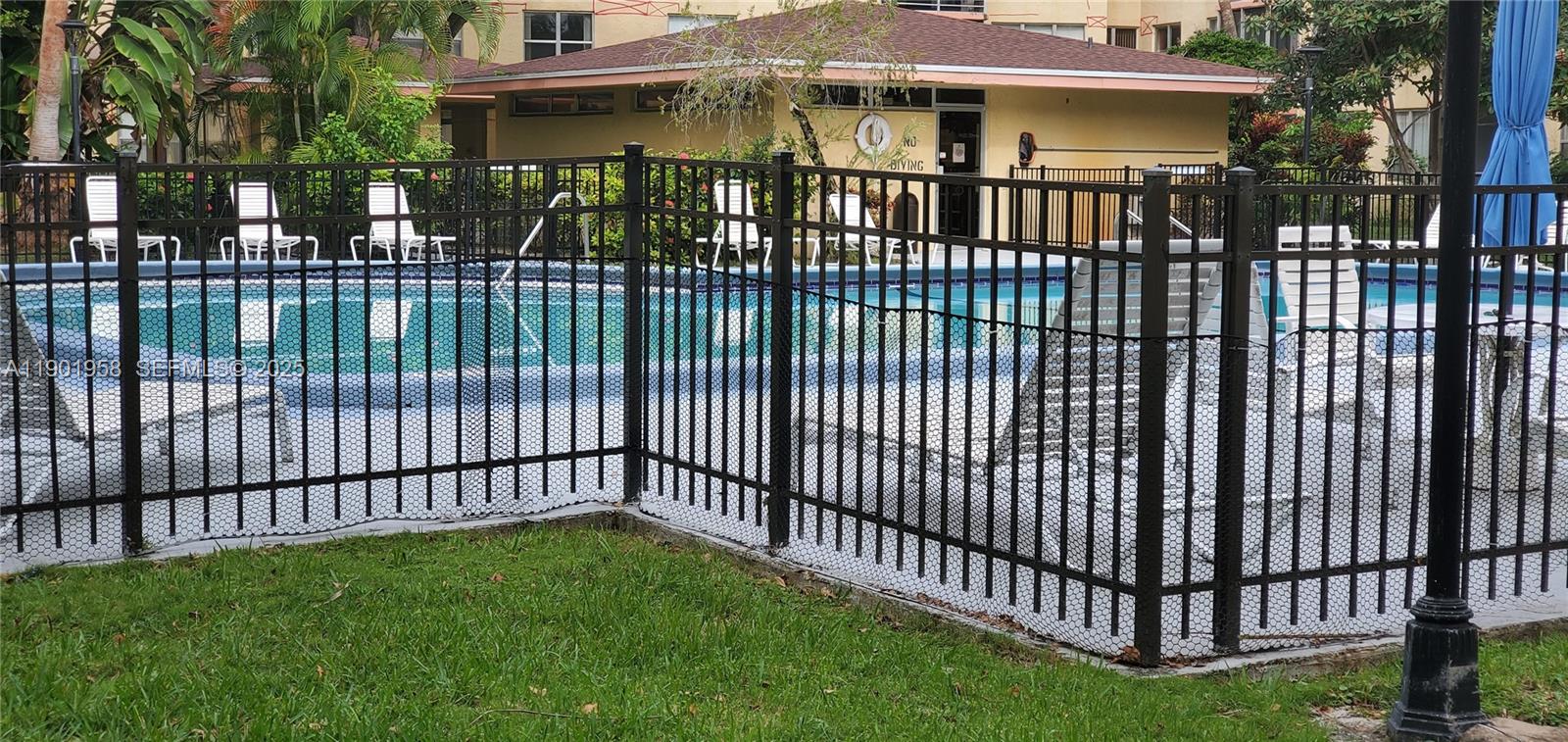 17890 W Dixie Hwy #515 North Miami Beach, FL 33160