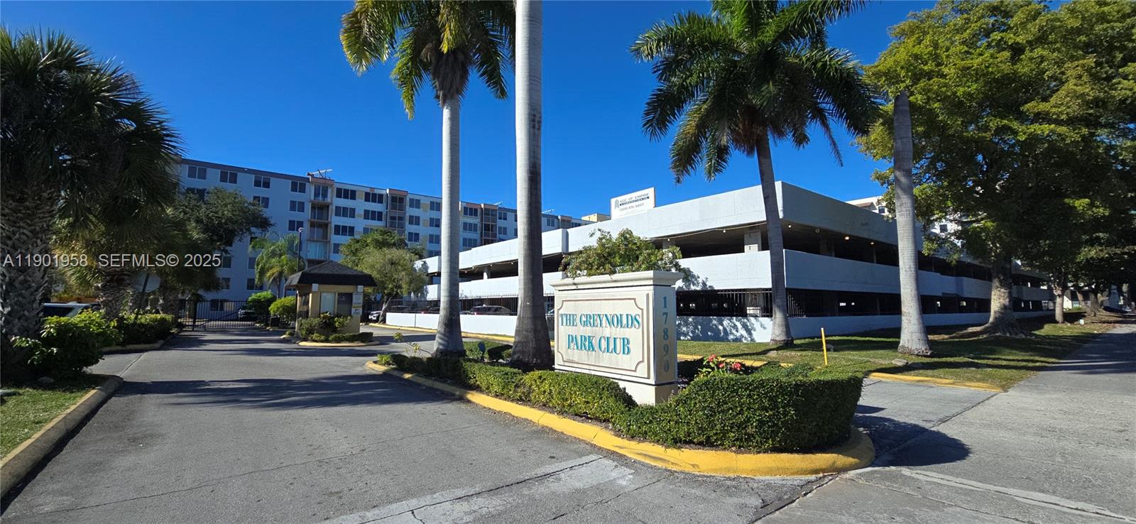 17890 W Dixie Hwy #515 North Miami Beach, FL 33160