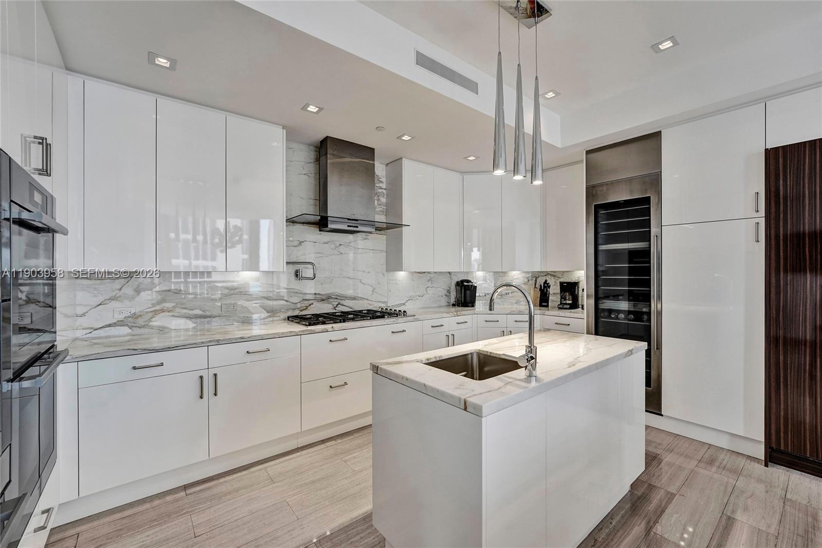 17749 Collins #1402 Sunny Isles Beach, FL 33160