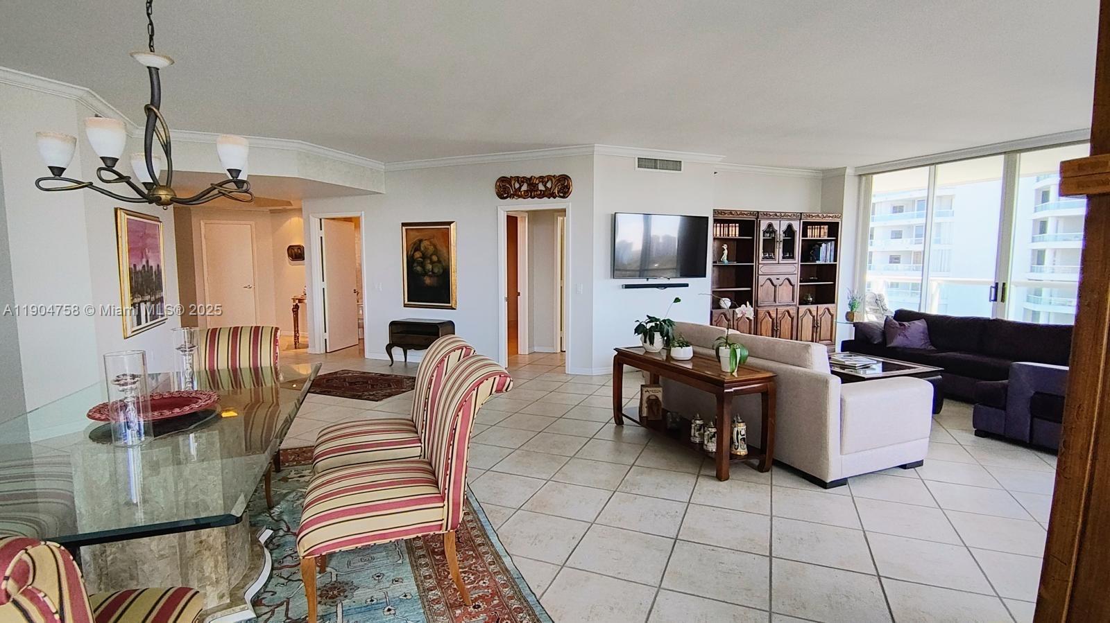 21150 Point Pl #1202 Aventura, FL 33180