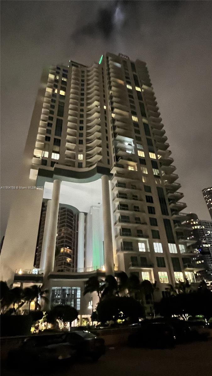 21150 Point Pl #1202 Aventura, FL 33180