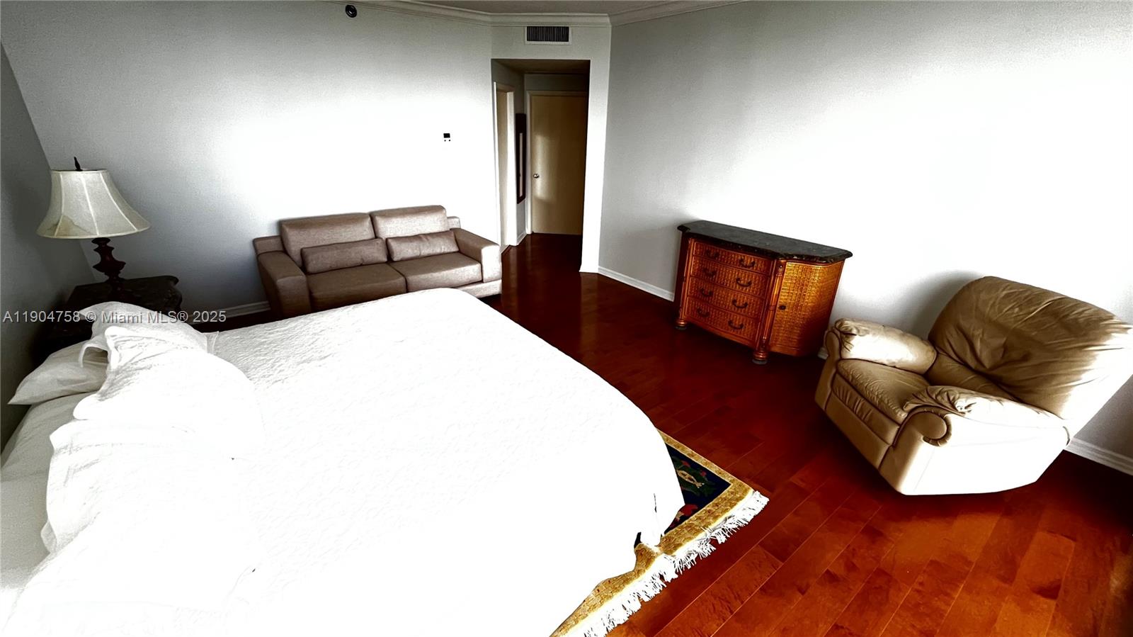 21150 Point Pl #1202 Aventura, FL 33180