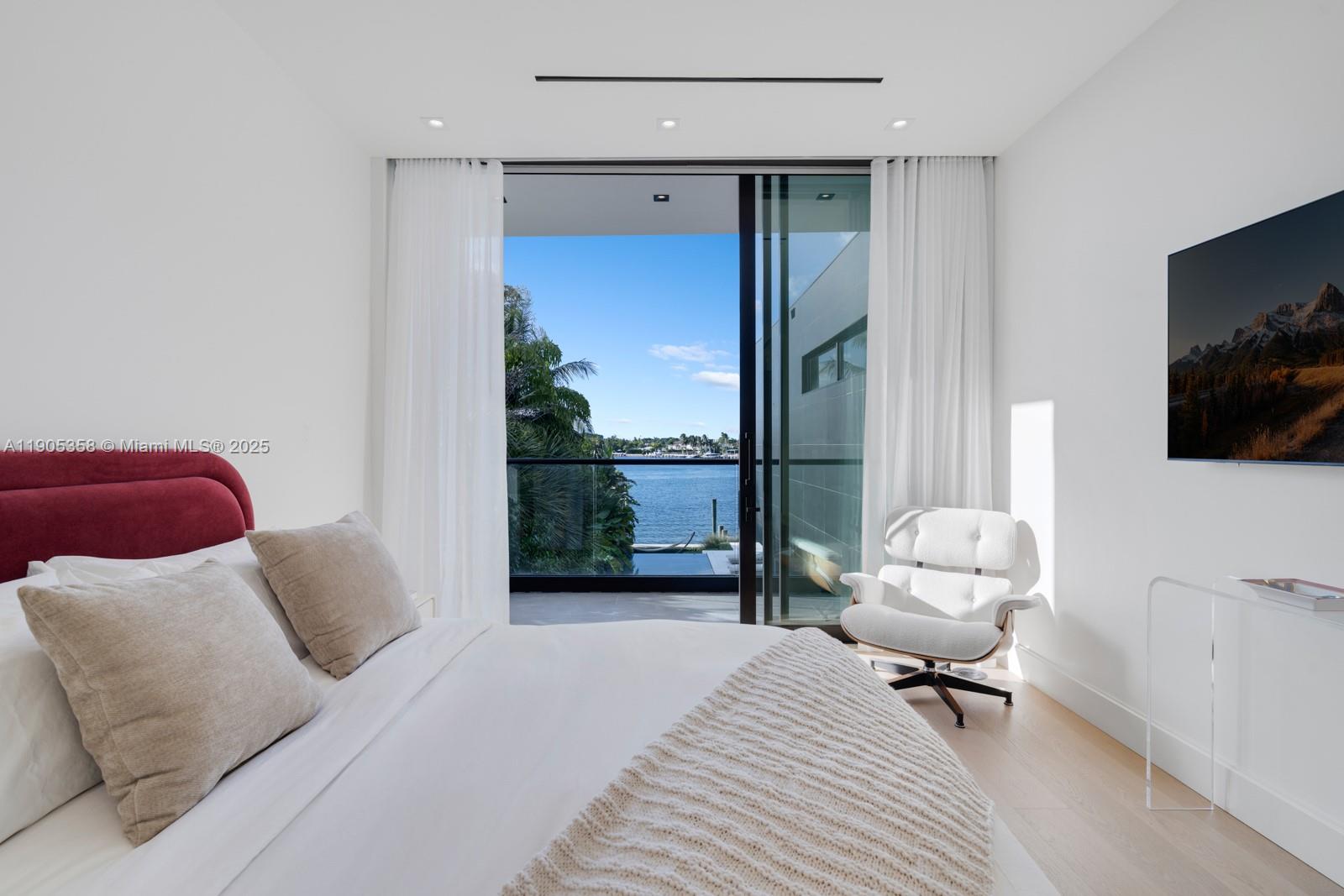 1165 N Biscayne Pt Rd Miami Beach, FL 33141