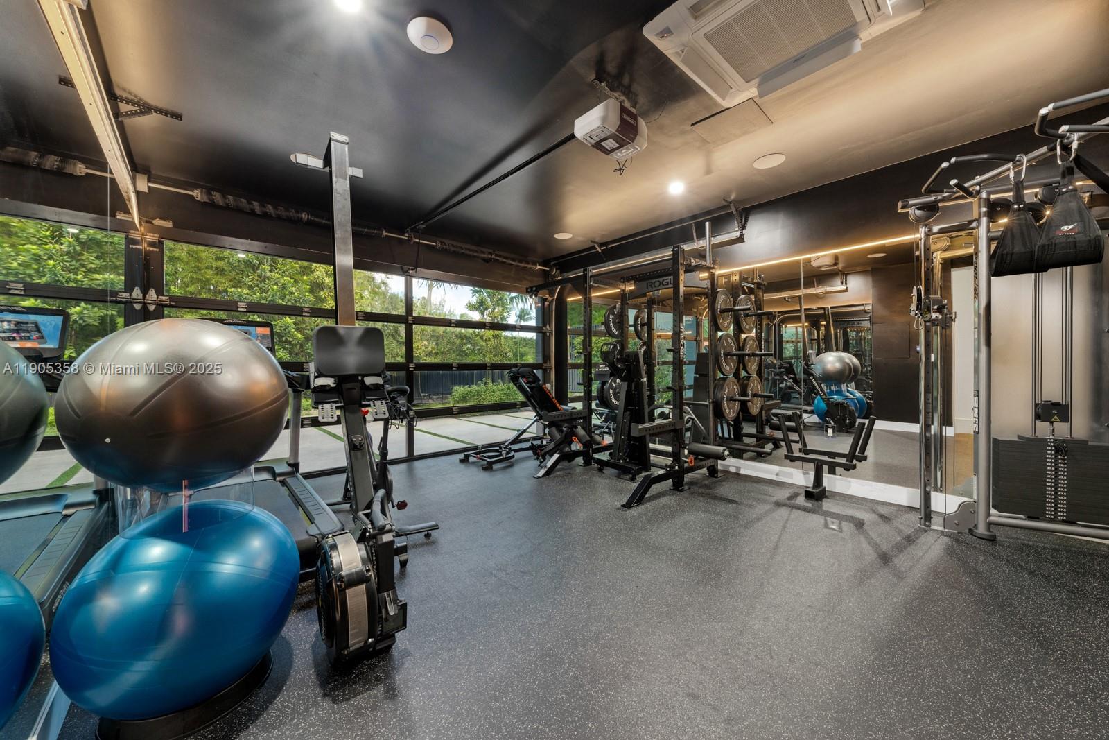 1165 N Biscayne Pt Rd Miami Beach, FL 33141