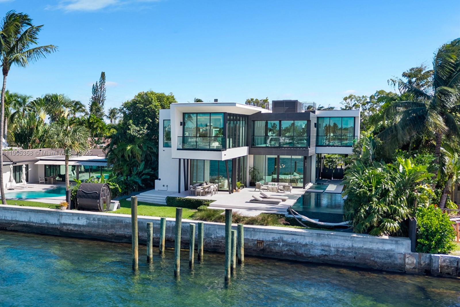 1165 N Biscayne Pt Rd Miami Beach, FL 33141