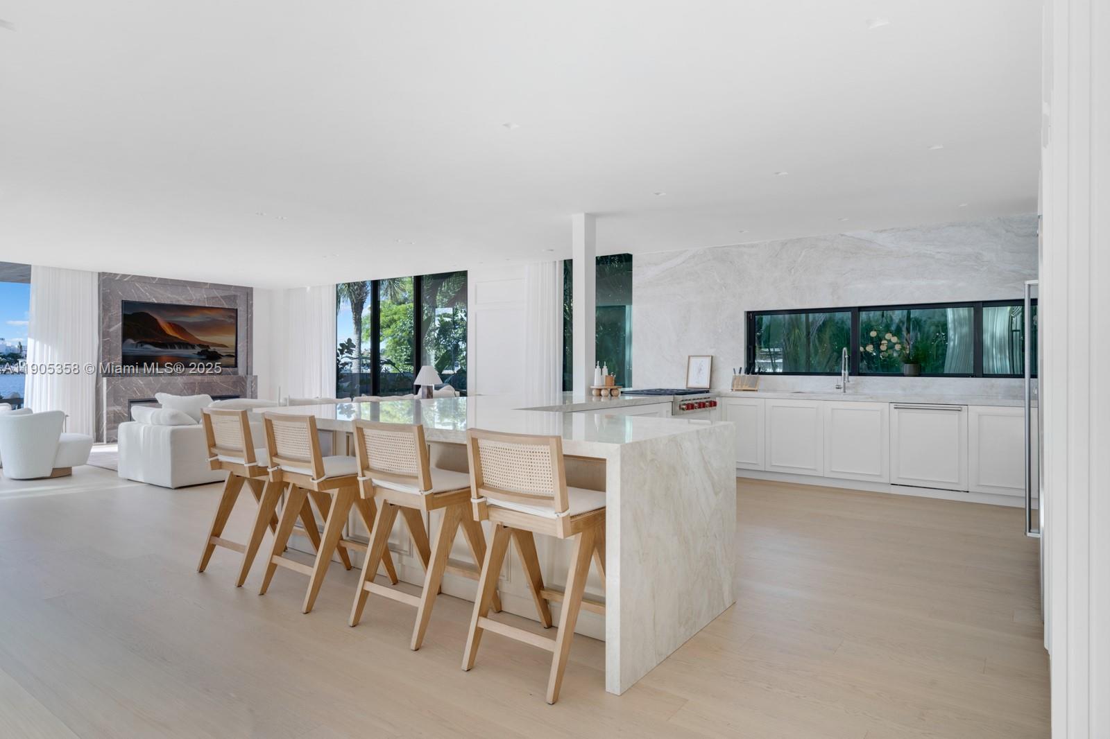 1165 N Biscayne Pt Rd Miami Beach, FL 33141