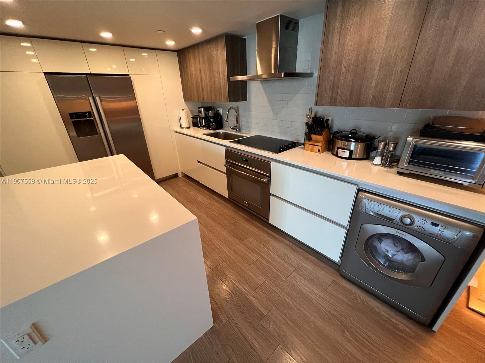 image Bay Harbor Club2