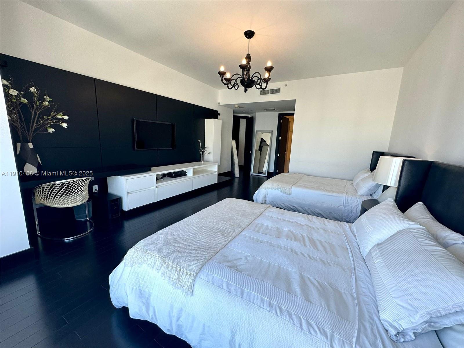 Undisclosed Address Miami, FL 33131