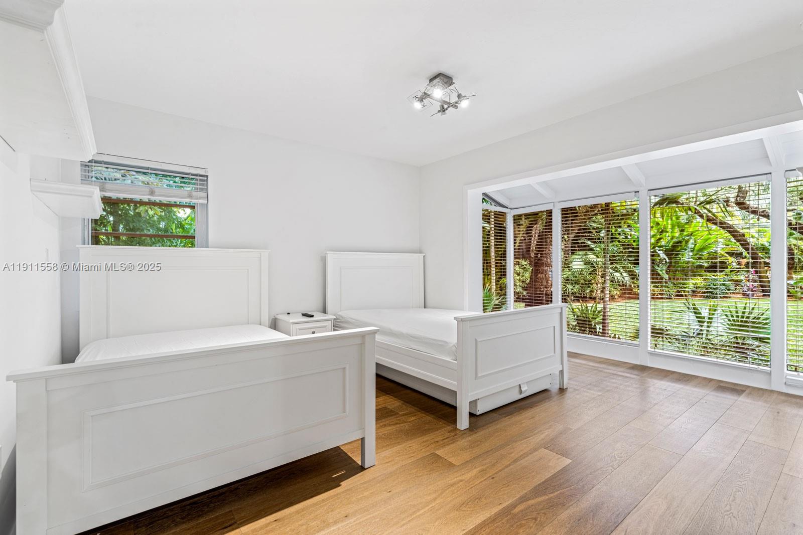 11015 Lakeside Dr Coral Gables, FL 33156