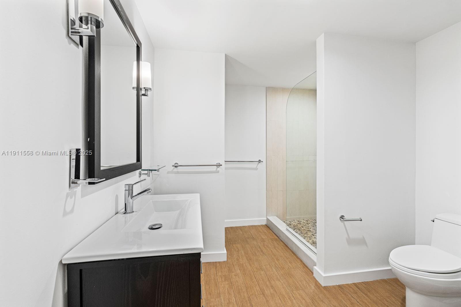 11015 Lakeside Dr Coral Gables, FL 33156