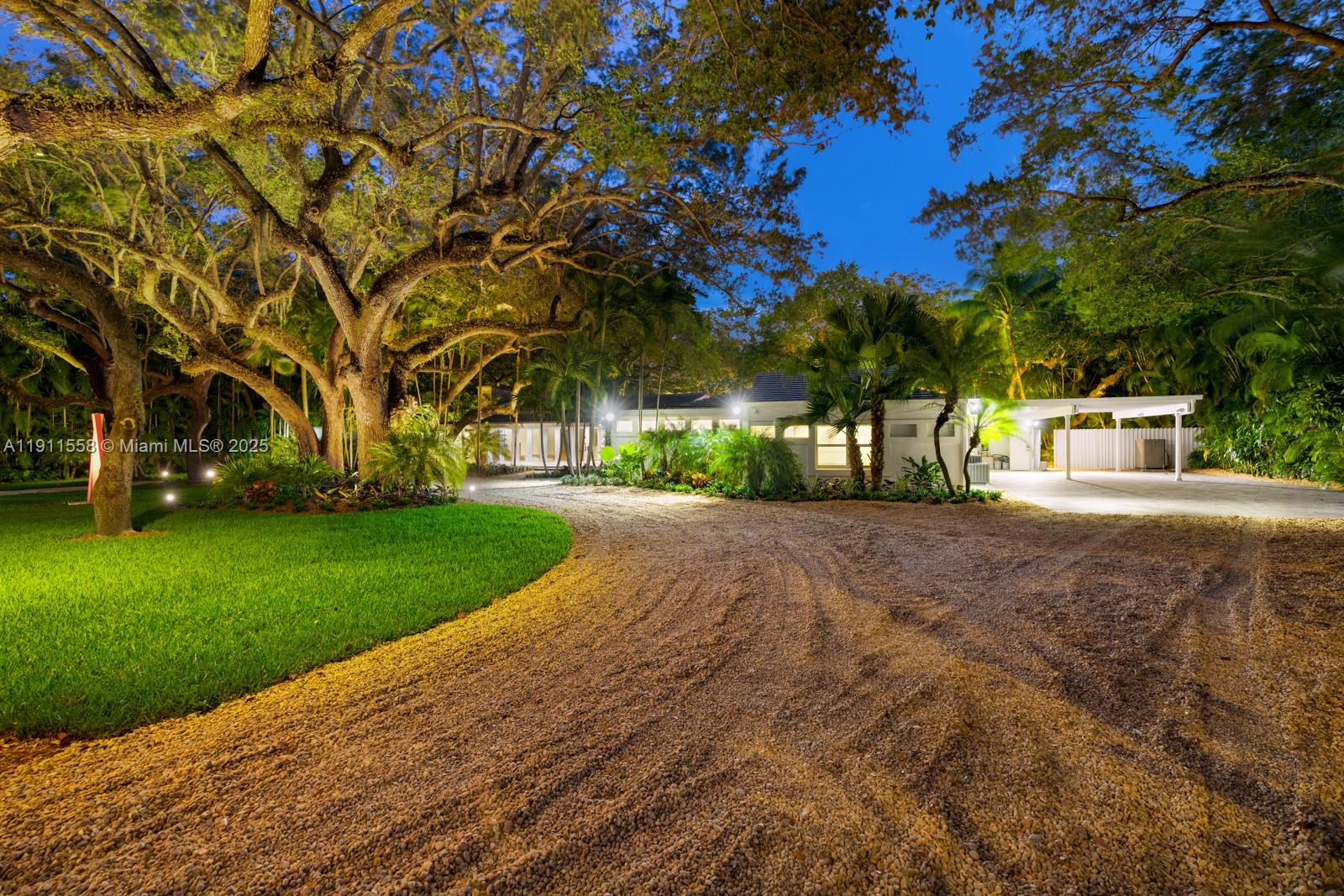 11015 Lakeside Dr Coral Gables, FL 33156