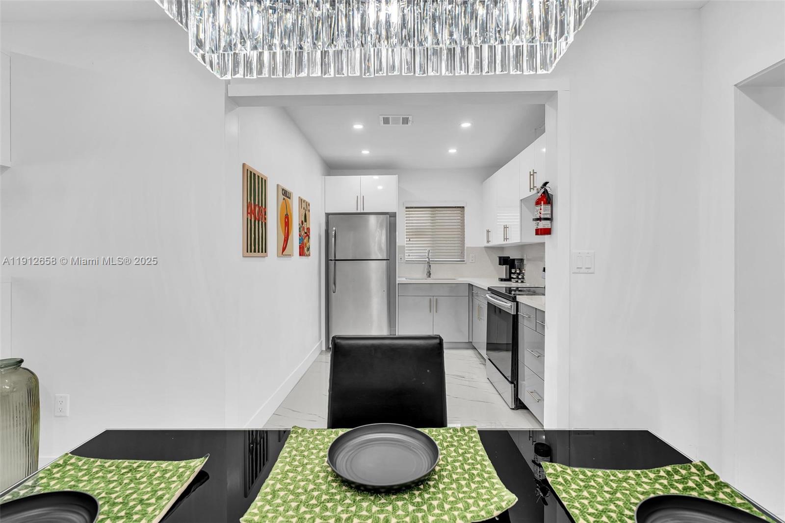 797 NW 35th St Miami, FL 33127