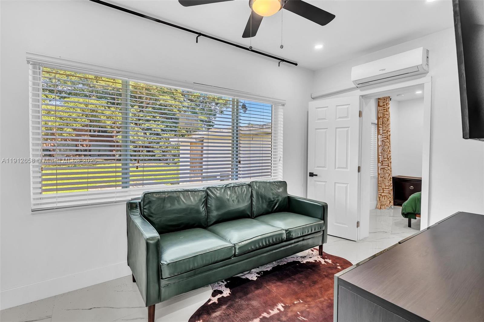 797 NW 35th St Miami, FL 33127