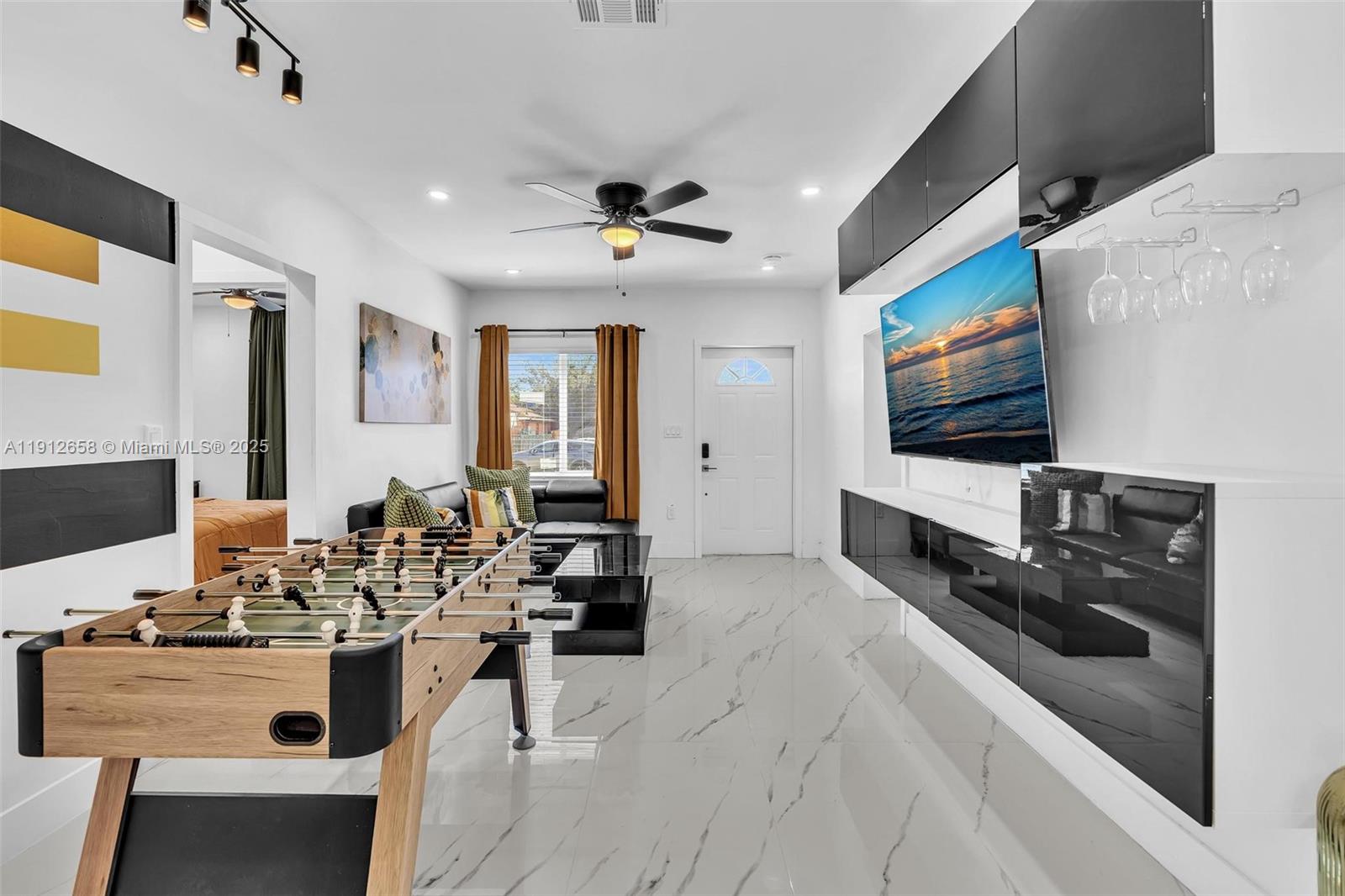 797 NW 35th St Miami, FL 33127