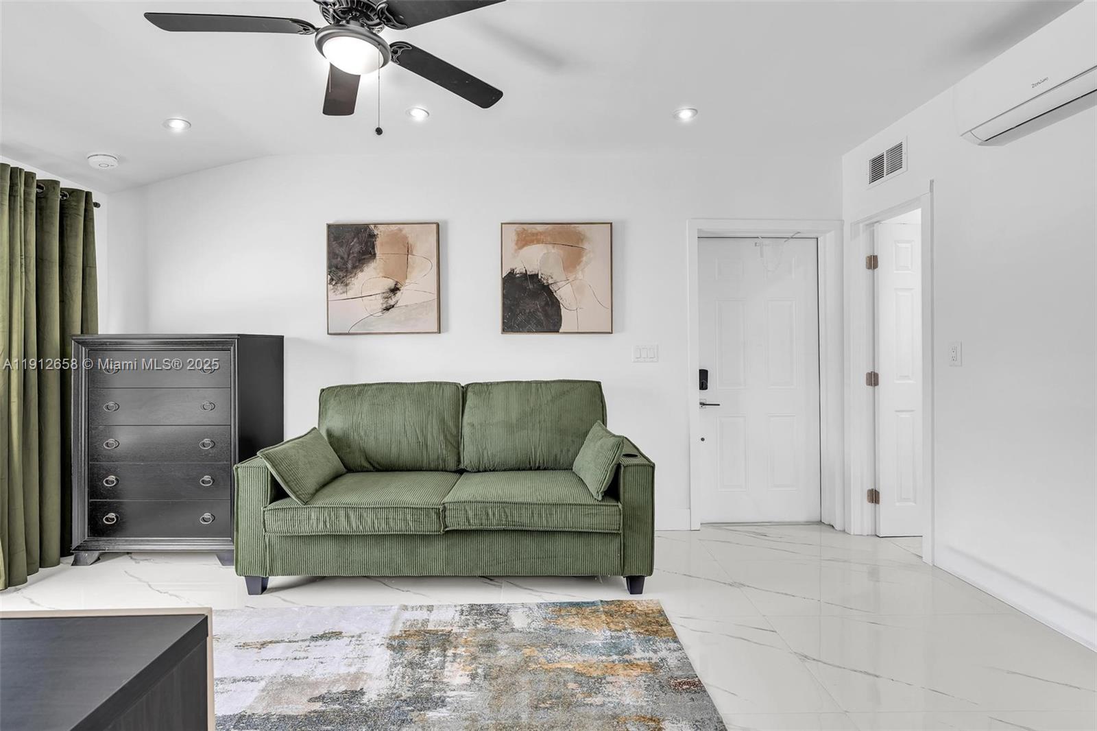 797 NW 35th St Miami, FL 33127