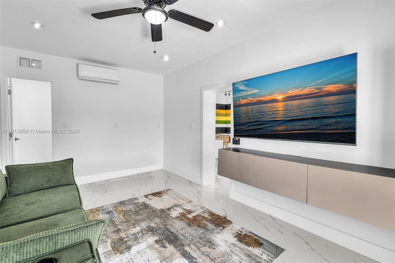 797 NW 35th St Miami, FL 33127