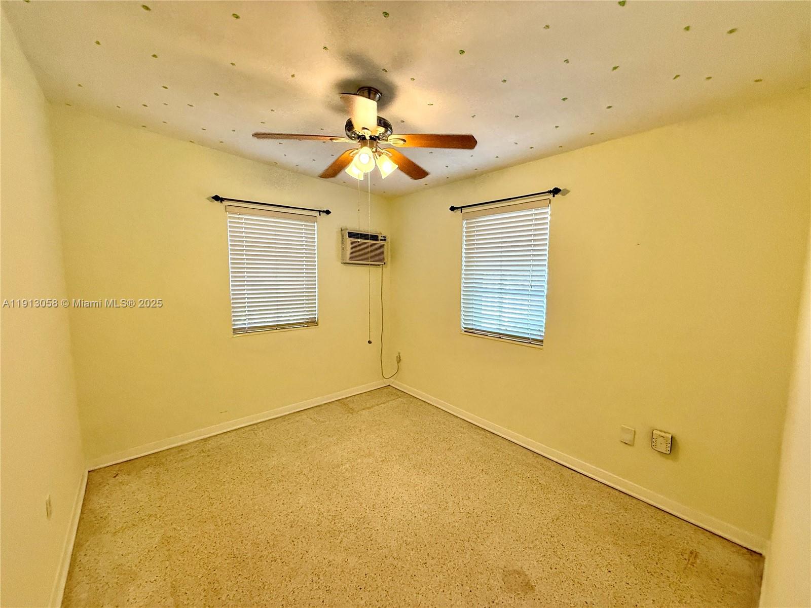 6339 SW 32nd St Miami, FL 33155