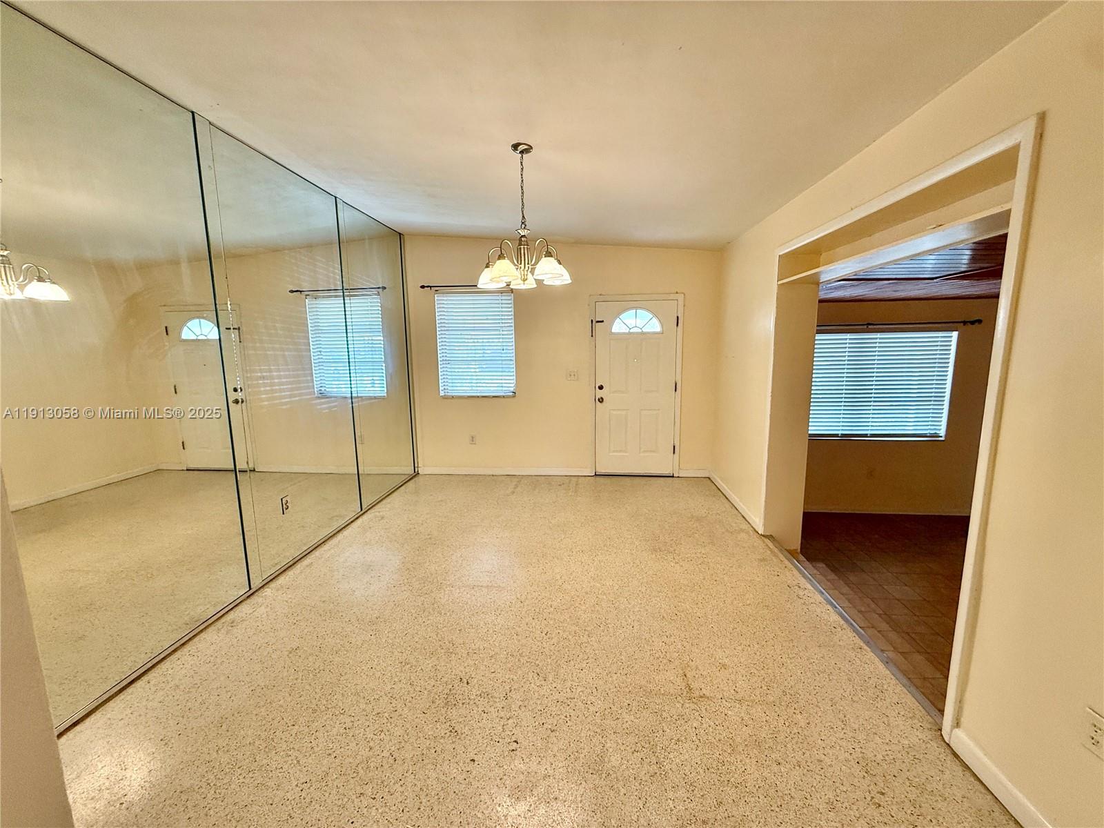 6339 SW 32nd St Miami, FL 33155