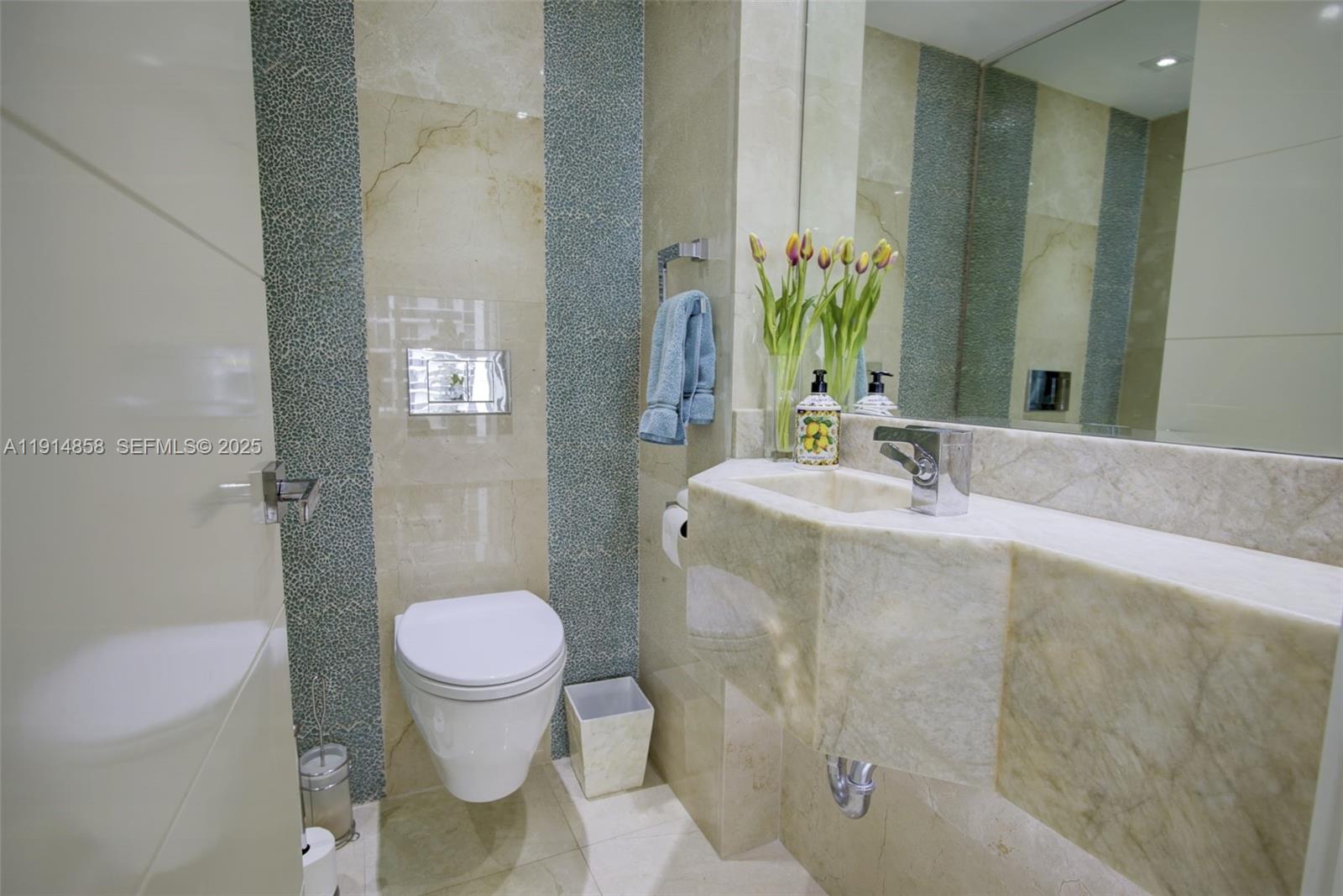 4775 Collins Ave #1601 Miami Beach, FL 33140