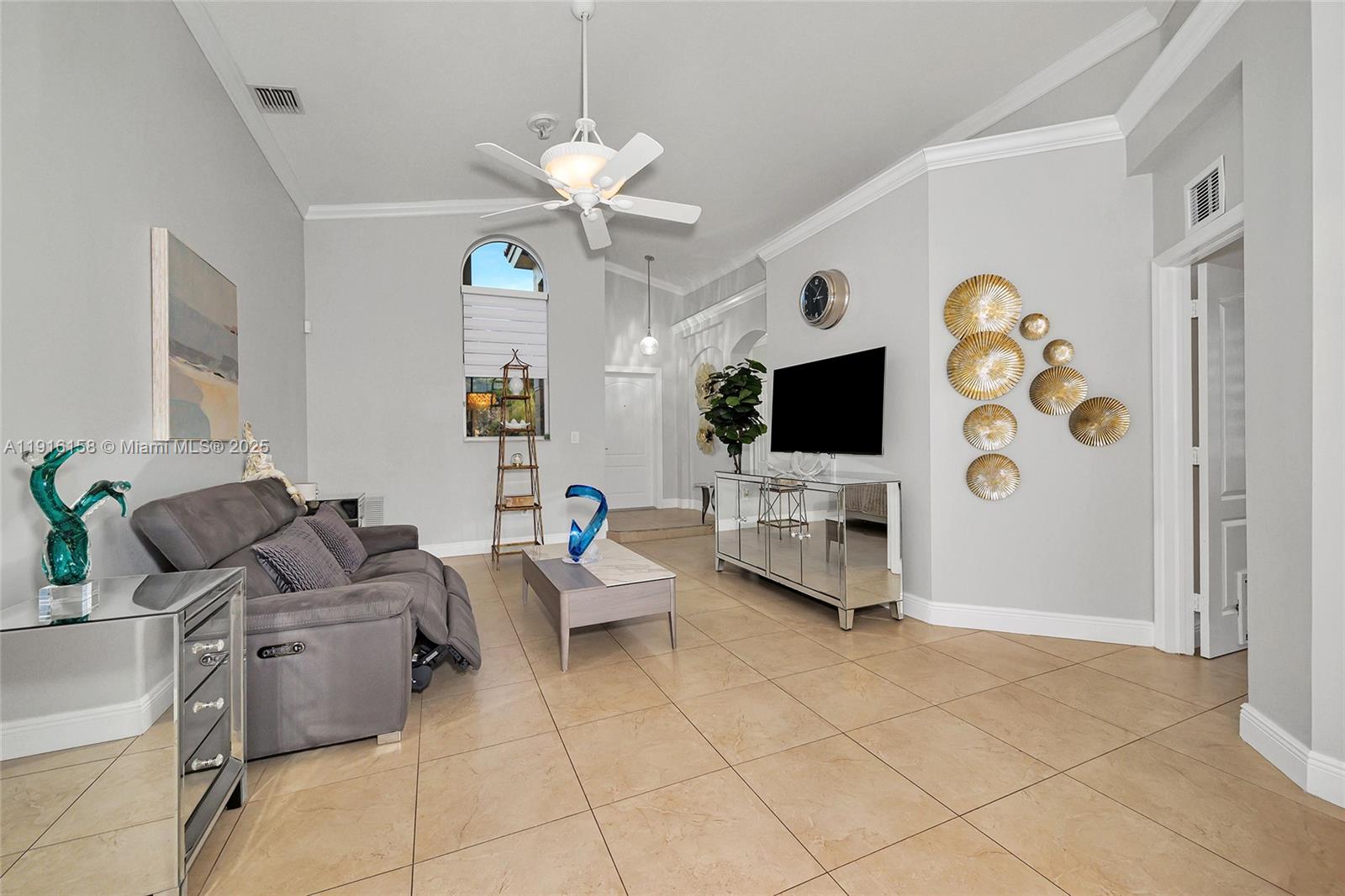 18332 SW 94th Ct Palmetto Bay, FL 33157