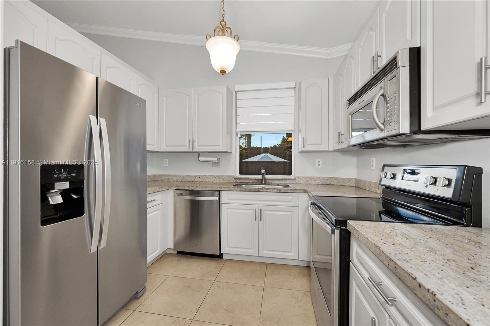 18332 SW 94th Ct Palmetto Bay, FL 33157