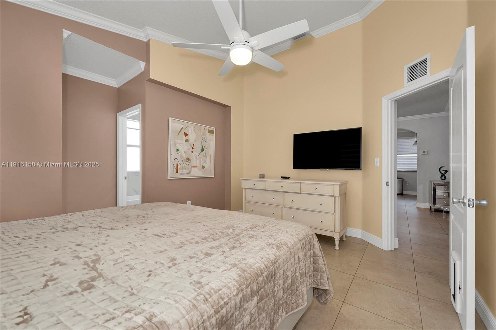 18332 SW 94th Ct Palmetto Bay, FL 33157